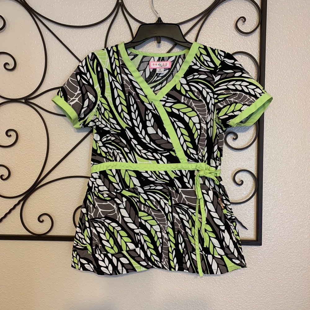 Koi scrub top
